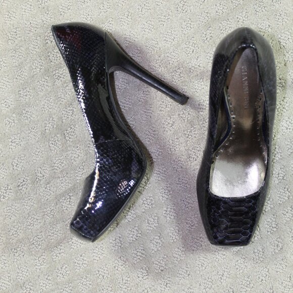 Gianni Bini Sz 8.5M Square Toe Navy Snakeskin Stiletto Heels - Picture 1 of 6